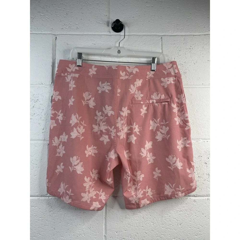 Travis Mathew Men's Board Shorts Macadamia Nut Heather Blush Pink Size 34‎ NWT